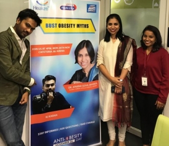 Dr. Aparna Govil Bhasker and Mariam Lakdawala carried out an awareness session on Obesity and Weightloss alongwith RJ Karan at the corporate office of Johnson and Johnson in Mumbai on 26th Nov 2018